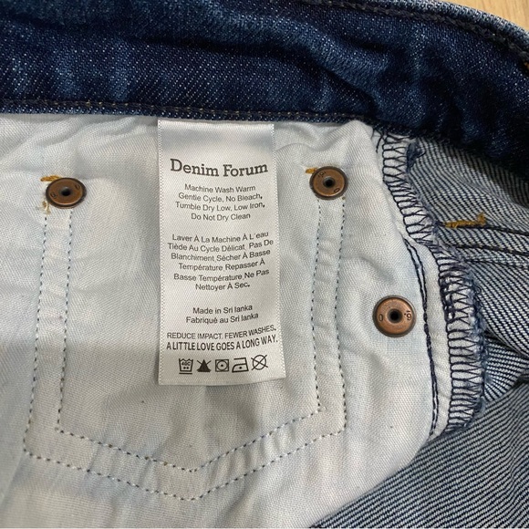 Aritzia | Denim Forum “Bella” Denim Skirt 💙 - Picture 8 of 11